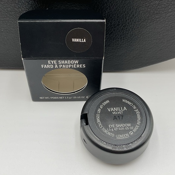 MAC Cosmetics Velvet Eyeshadow in Vanilla - BNIB, Rare & Discontinued - Picture 12 of 16